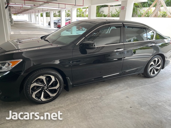 Honda Accord 2,4L 2016-3