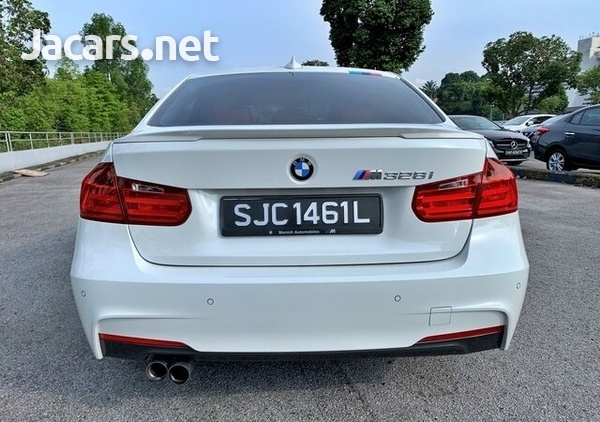 BMW 3-Series 2,0L 2013-9