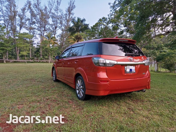 Toyota Wish 1,8L 2014-7