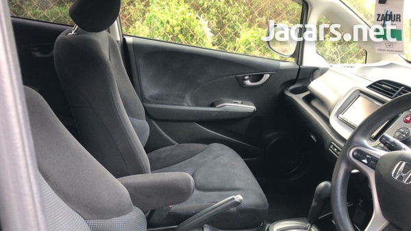 Honda Fit 1,3L 2013-8