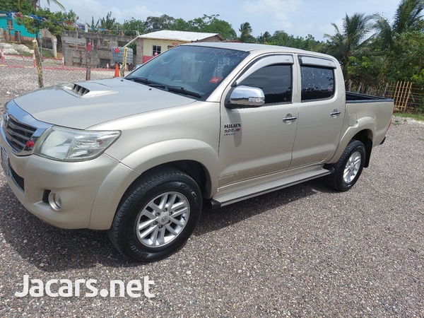 Toyota Hilux 3,0L 2013-3