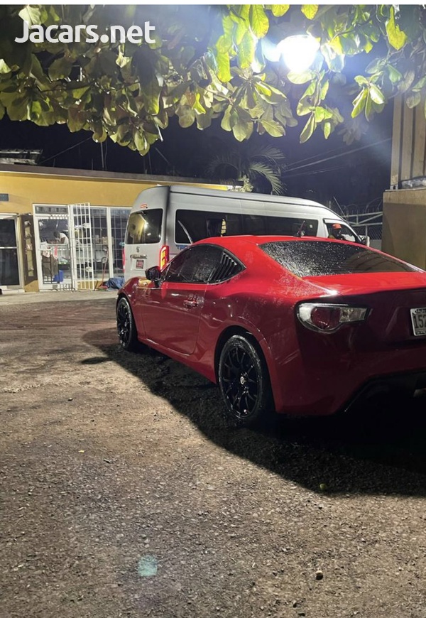 Toyota GT86 2,5L 2012-3
