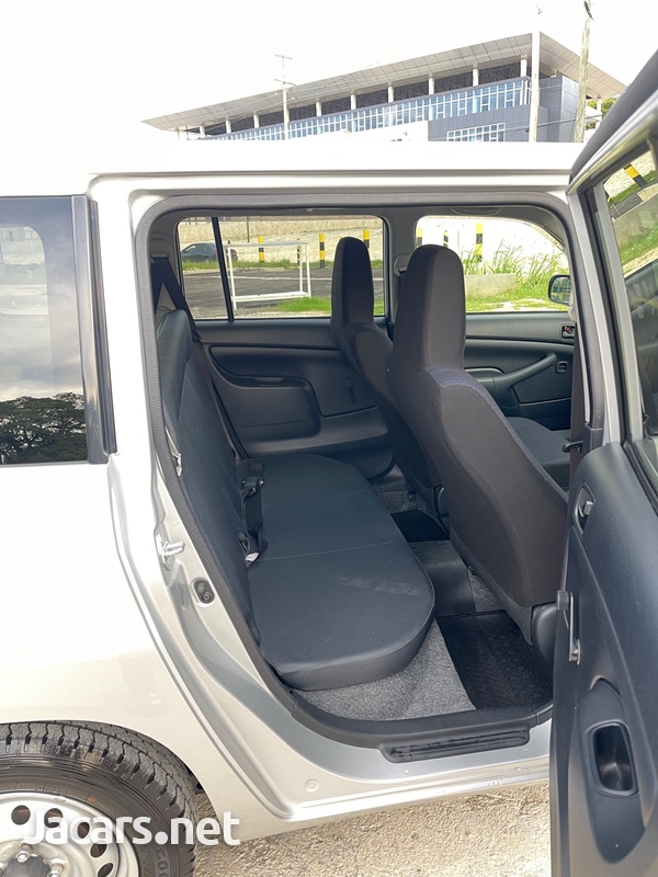 Toyota Succeed 1,5L 2017-6