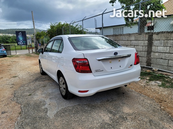 Toyota Axio 1,5L 2016-6