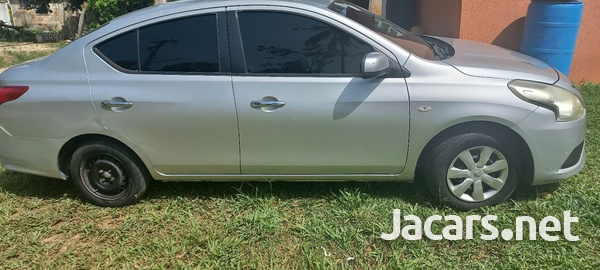 Nissan Latio 1,3L 2016-10