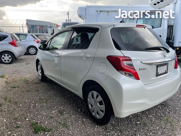 Toyota Vitz 1,0L 2016-8