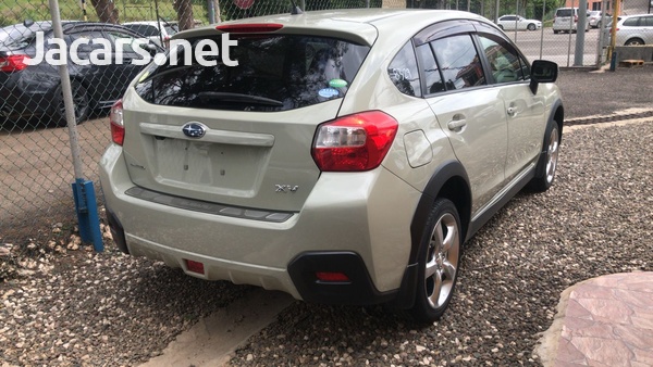 Subaru XV 2,0L 2013-3