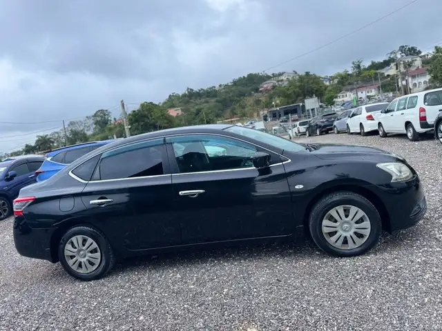 Nissan Sylphy 1,5L 2015, Manchester - 3