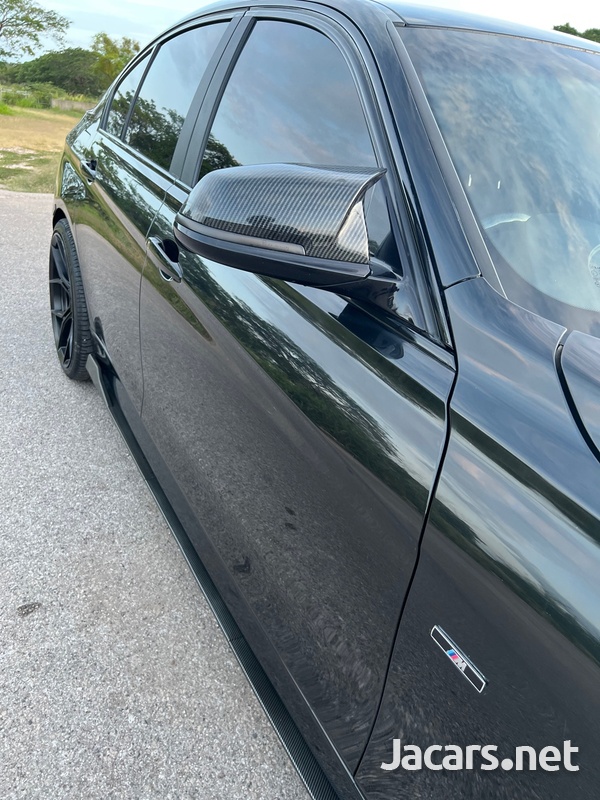 BMW 3-Series 2,0L 2013-5