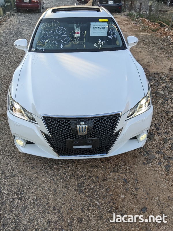 Toyota Crown 2,4L 2014-1
