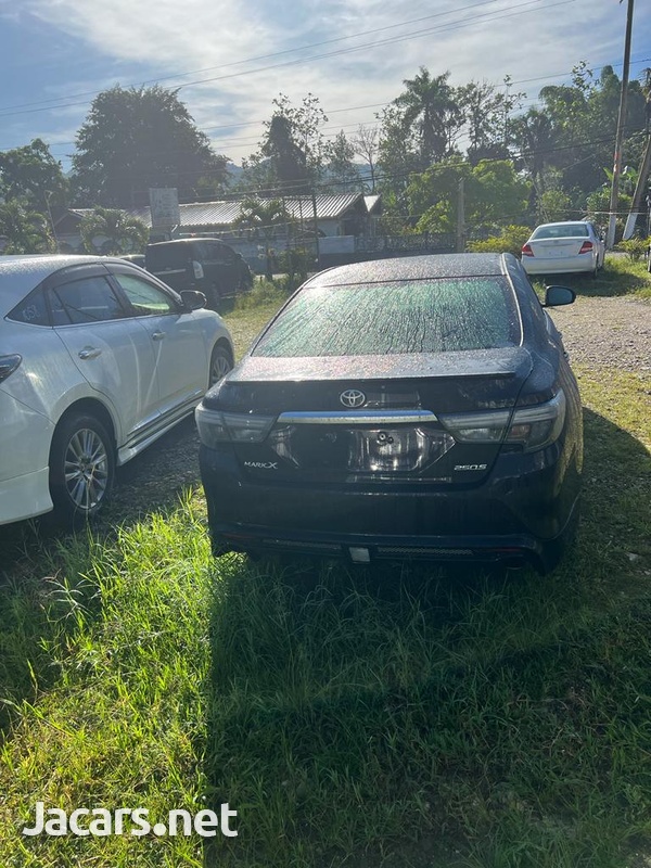 Toyota Mark X 2,5L 2017-5