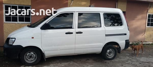 Toyota Liteace 1,8L 2004-3