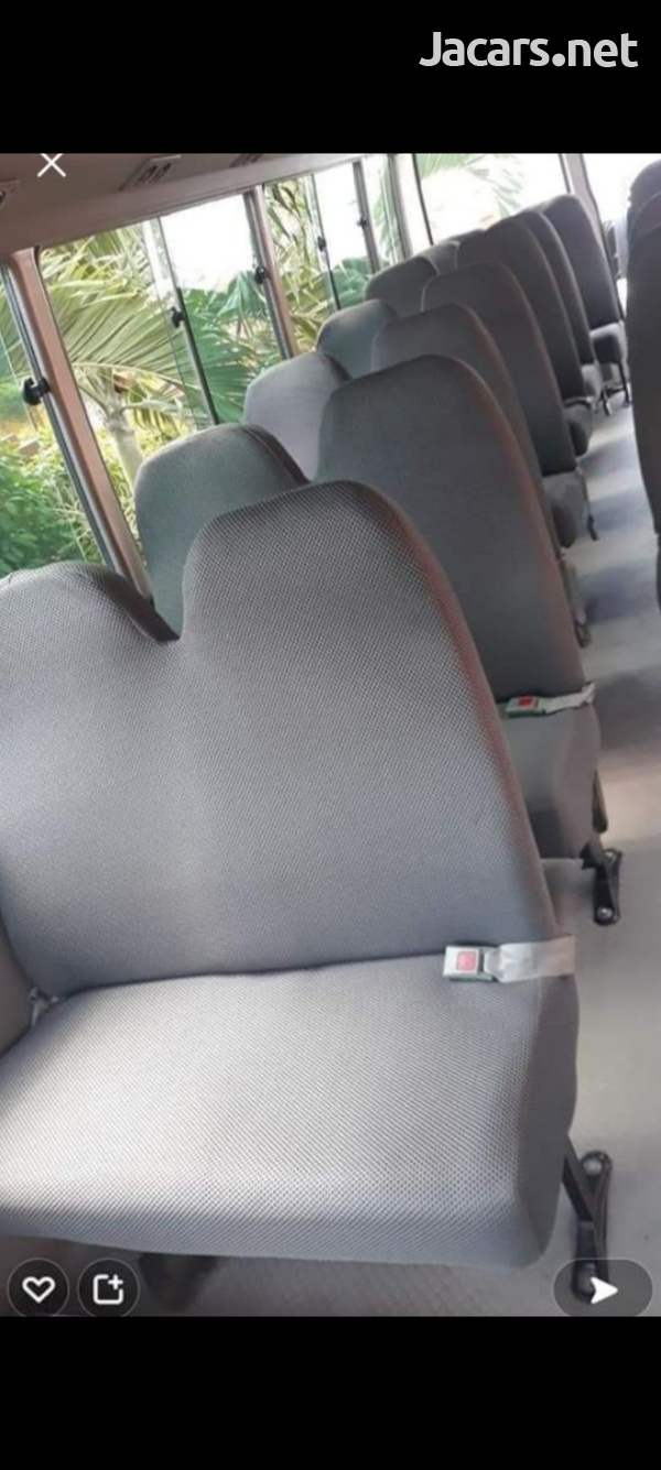 BUS SEATS WITH COMFORT AND STYLE FOR TOYOTA HIACE,CARAVAN,COASTER 8762921460-9