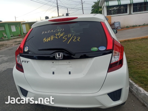 Honda Fit 1,3L 2015-13
