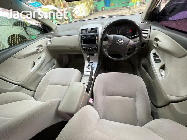 Toyota Axio 1,5L 2012-7