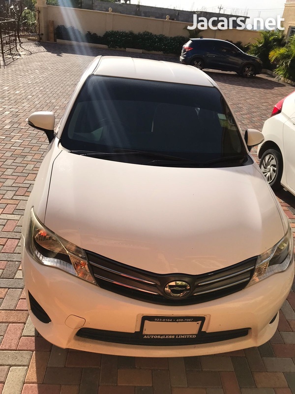 Toyota Axio 1,5L 2014