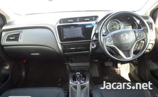 Honda Grace 1,5L 2017-9