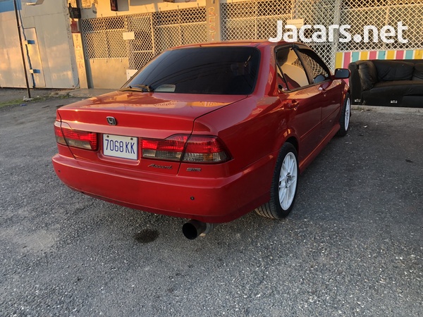 Honda Accord 2,0L 2002-7