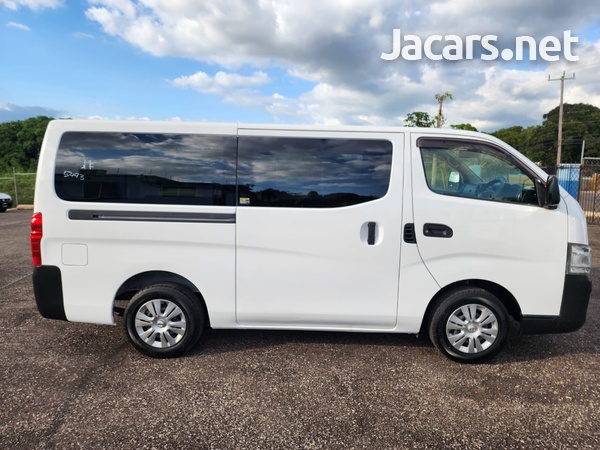 Nissan Caravan 2,0L 2016-4