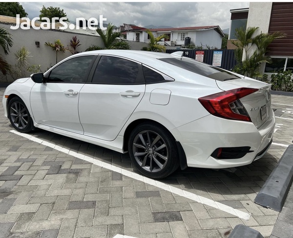 Honda Civic 1,5L 2020-3