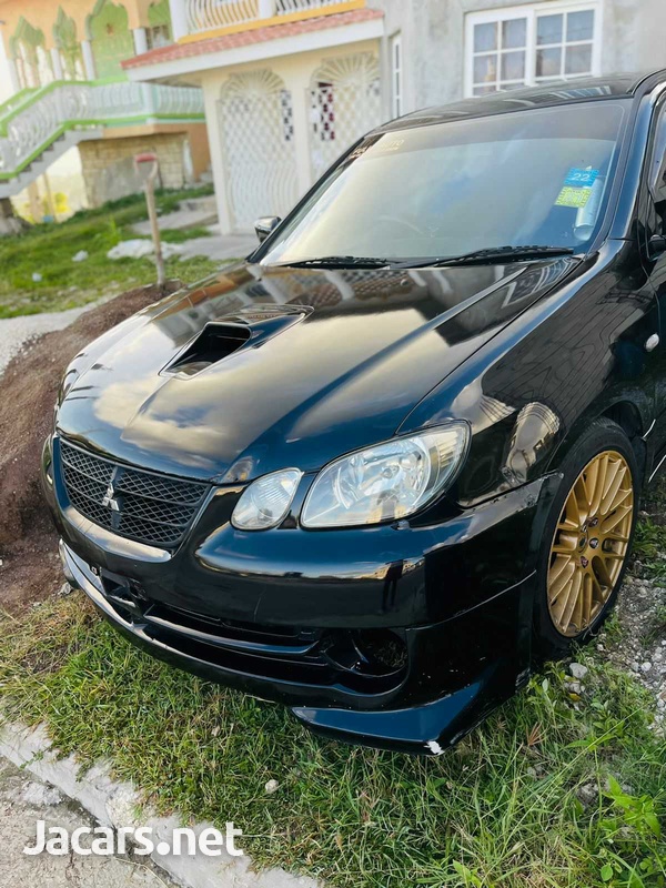 Mitsubishi Outlander or Airtrek 2,0L 2004-7