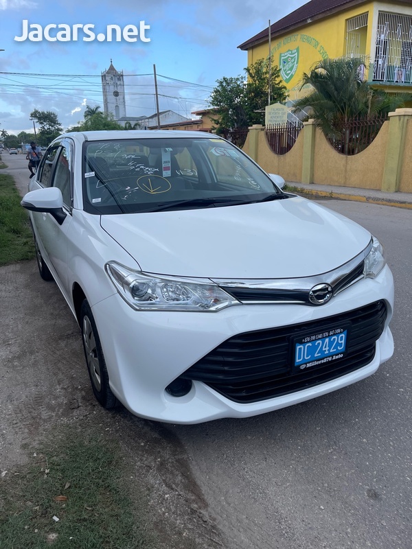 Toyota Axio 1,5L 2017-3