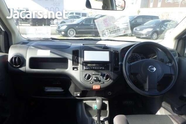 Nissan AD Wagon 1,5L 2016-9