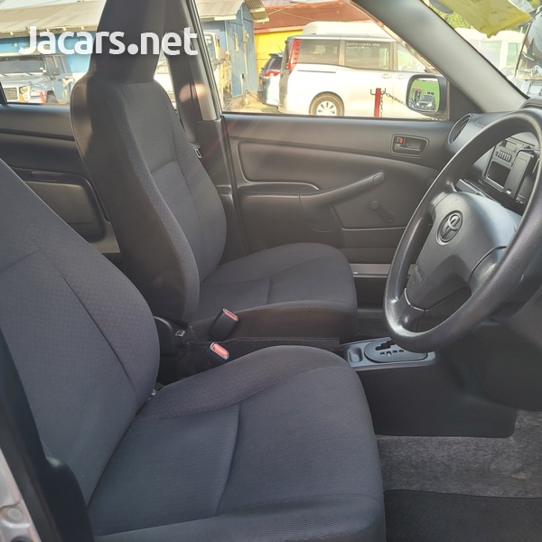 Toyota Probox 1,5L 2016-5
