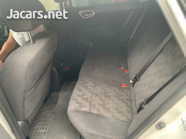 Nissan Sylphy 1,5L 2014-5