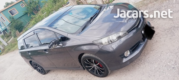 Toyota Wish 1,8L 2013-5