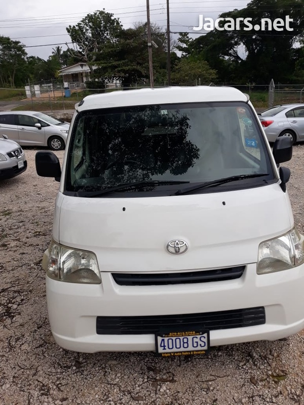Toyota Town Ace 1,8L 2013-1
