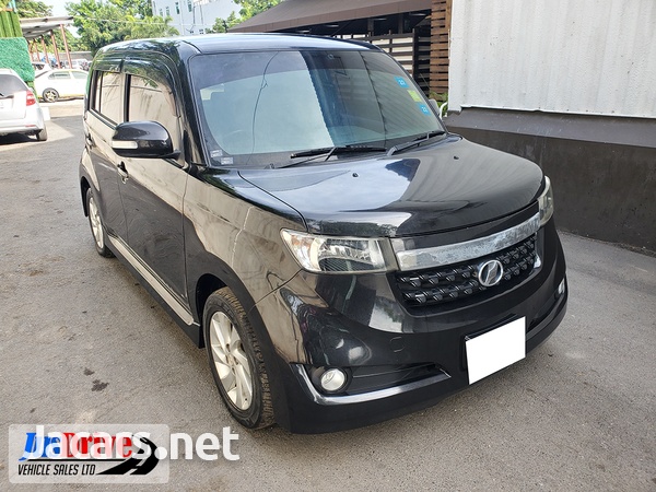Toyota bB 1,5L 2010-1