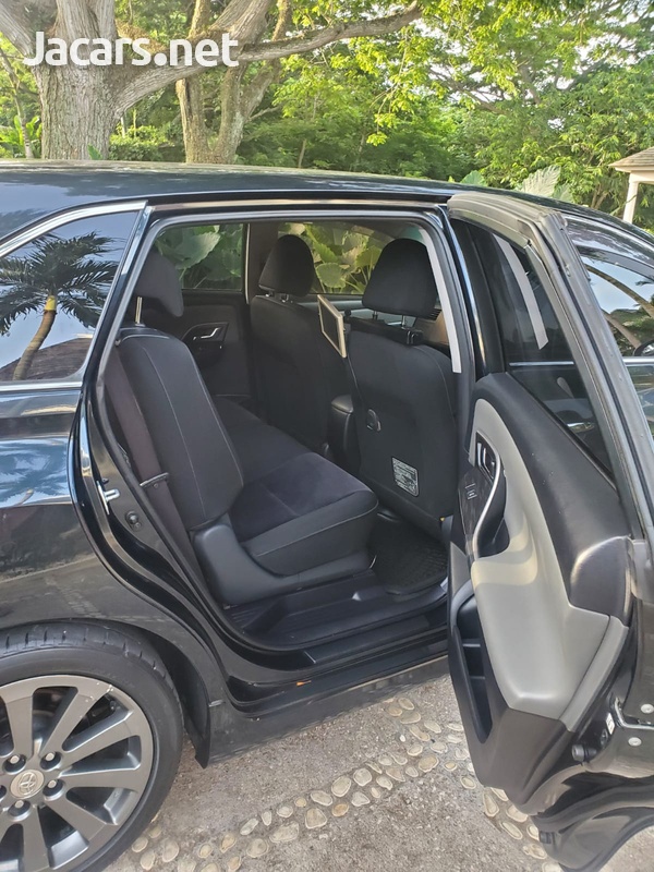 Toyota Mark X 2,4L 2012-6