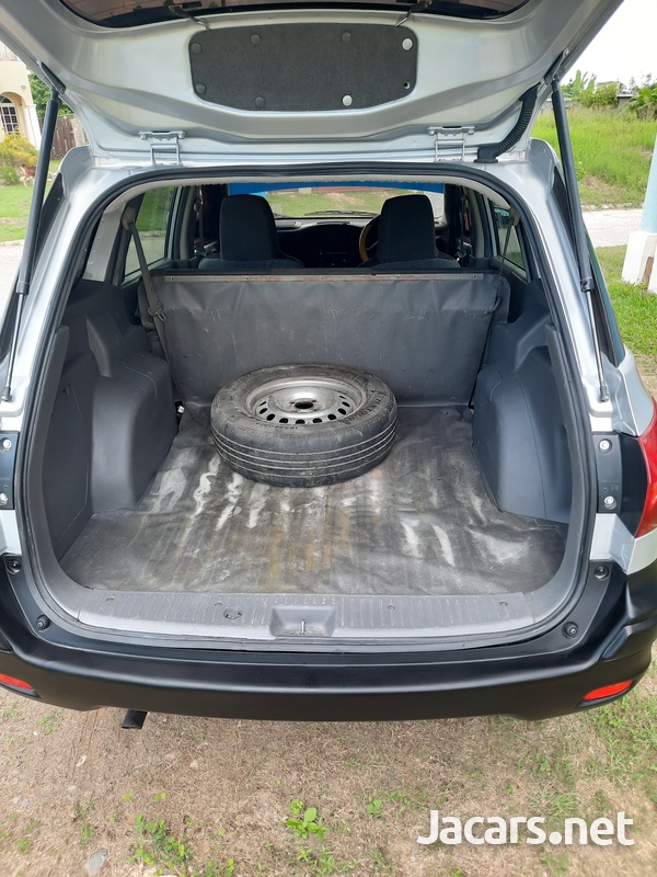 Nissan AD Wagon 1,5L 2013-4