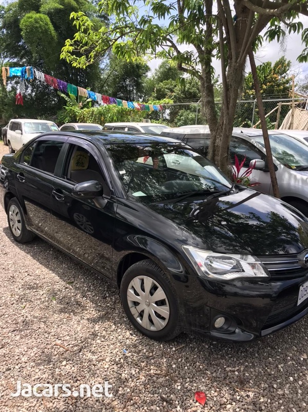 Toyota Axio 1,5L 2012-3