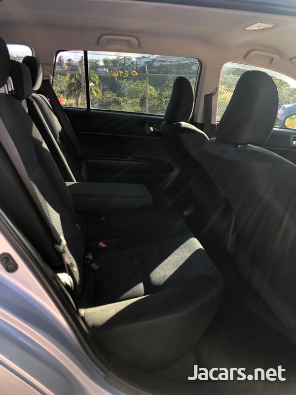 Toyota Fielder 1,8L 2012-8