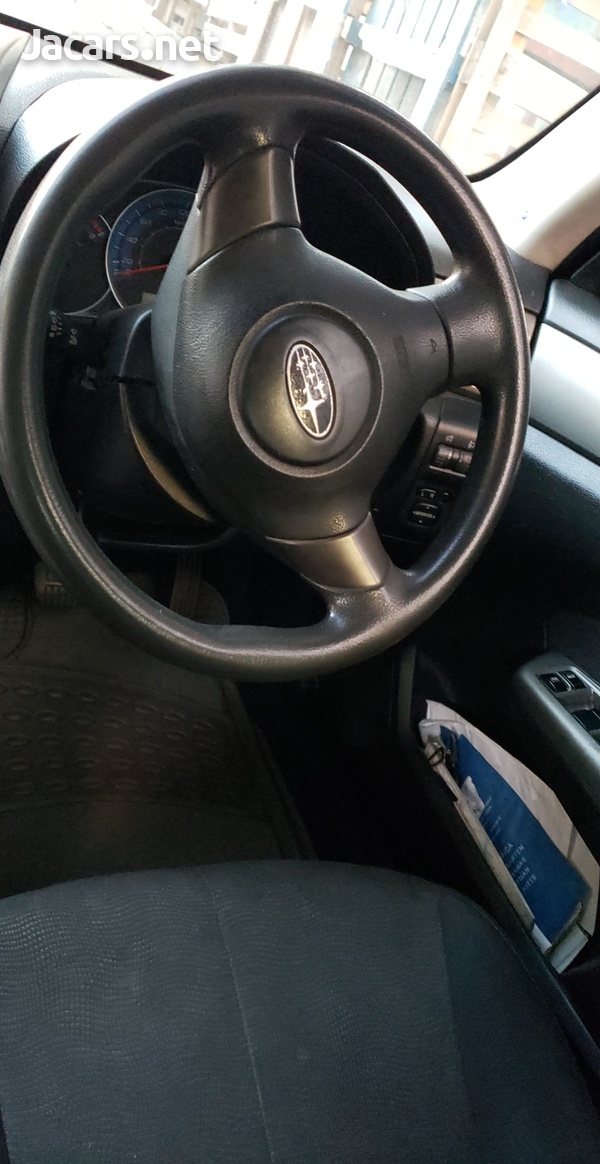 Subaru Exiga 2,0L 2009-6