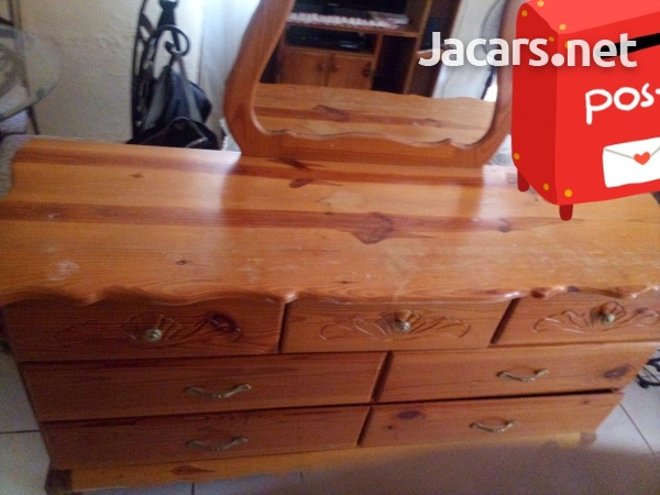 Dresser-3