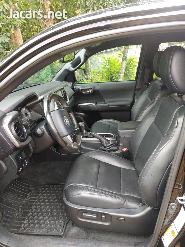 Toyota Tacoma 2,0L 2020-4