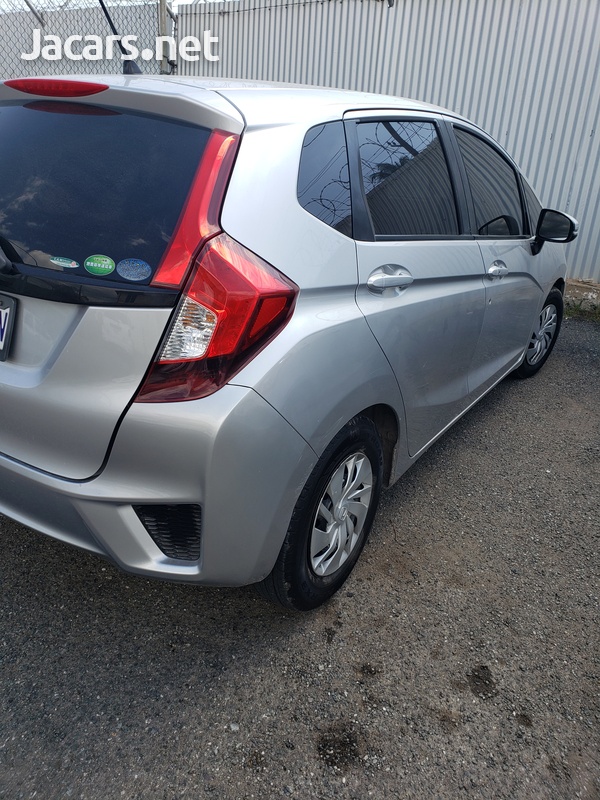 Honda Fit 1,5L 2015-6