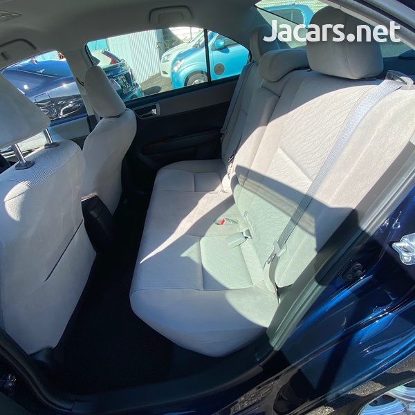 Toyota Axio 1,5L 2014-6