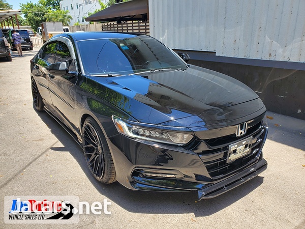 Honda Accord 1,5L 2020-1