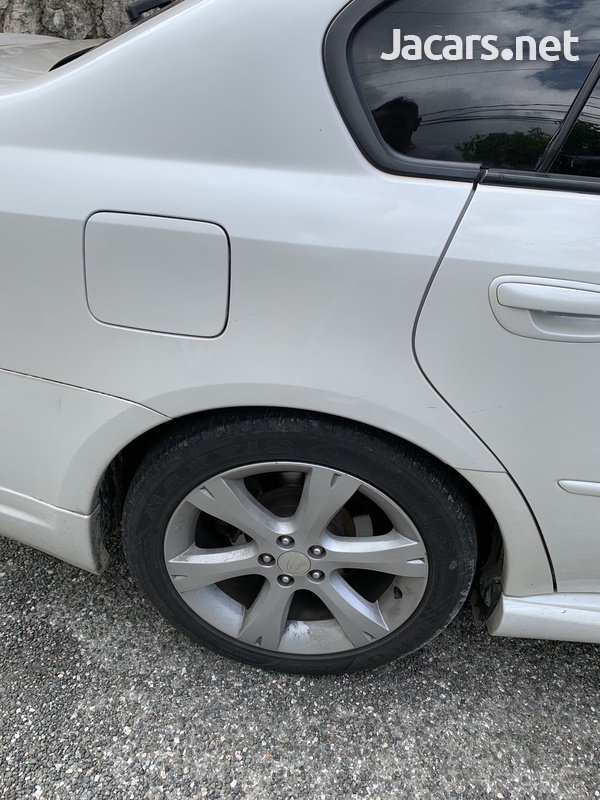 Subaru Legacy 2,0L 2007-6