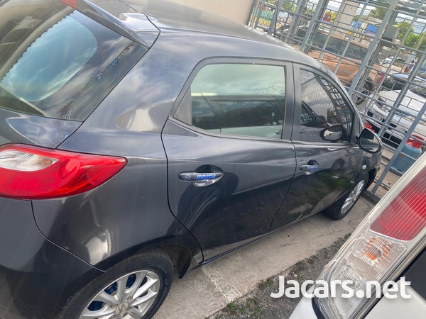 Mazda Demio 1,3L 2013-2