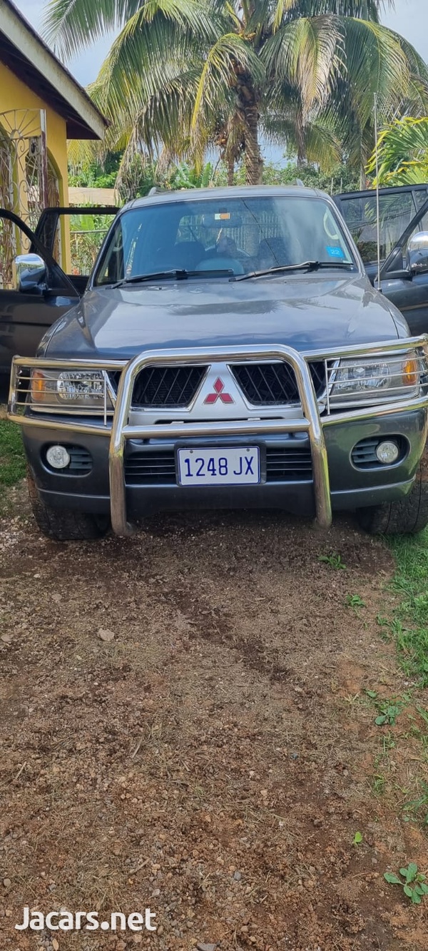 Mitsubishi Montero 3,0L 2005-8