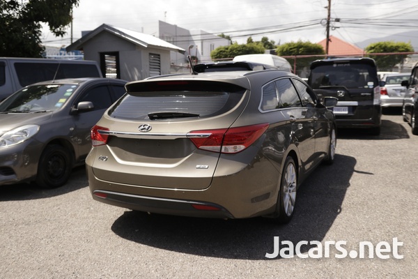 Hyundai i40 2,0L 2013-11