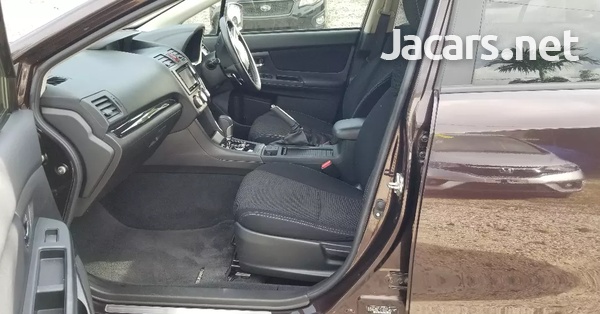 Subaru XV 2,0L 2013-6