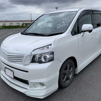 Toyota Voxy 2,0L 2013 Toyota Voxy 2,0L 2013