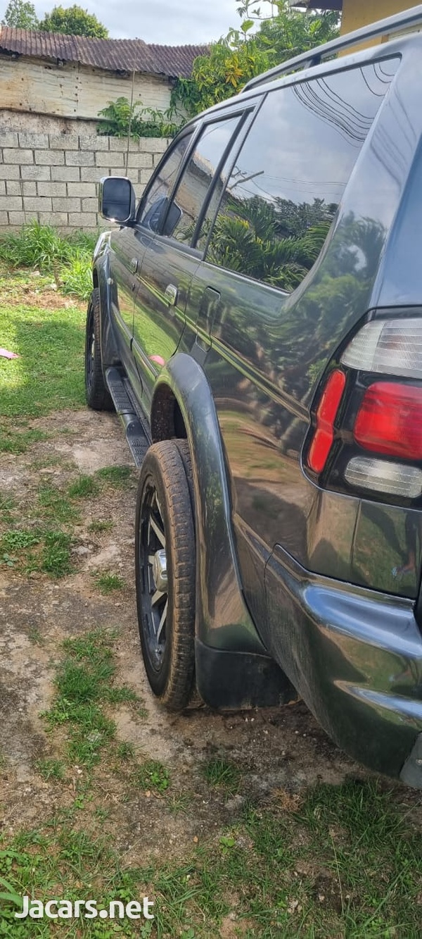 Mitsubishi Montero 3,0L 2005-10