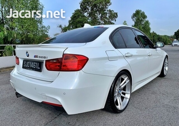 BMW 3-Series 2,0L 2013-3